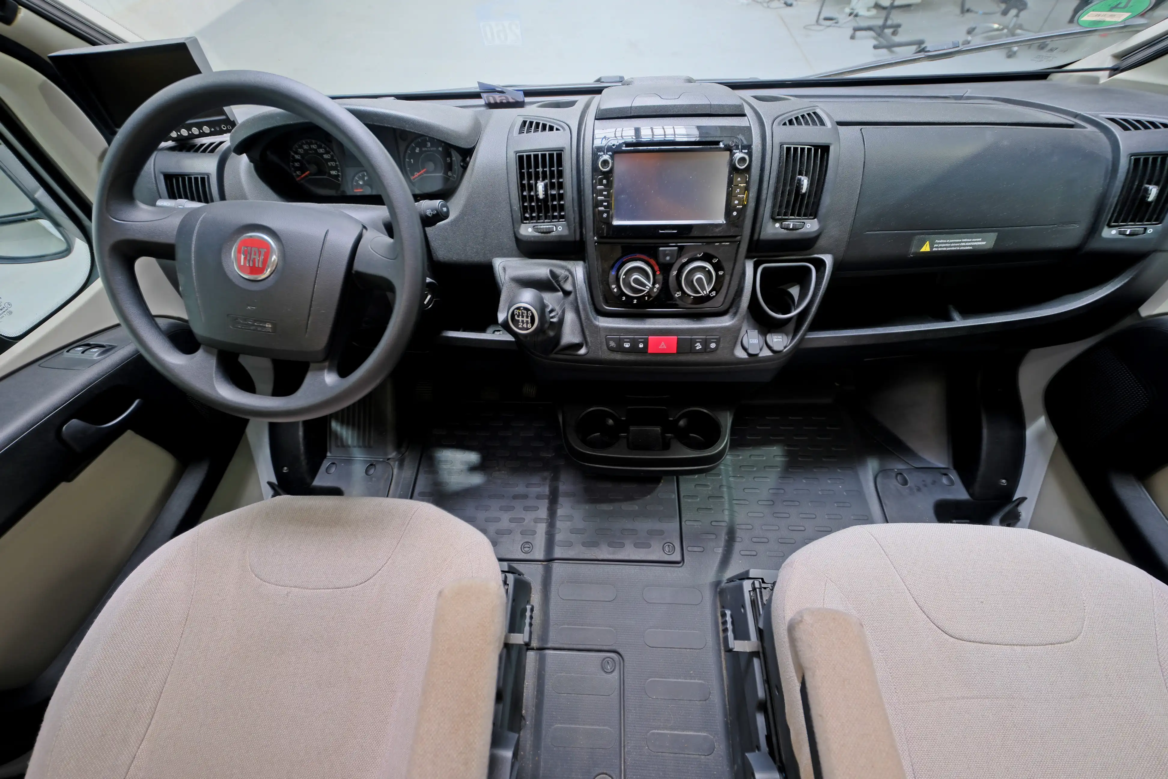 PILOTE Essentiel P 706 GJ